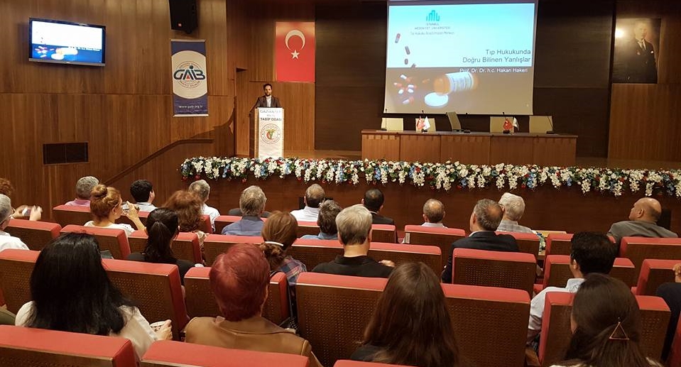 Tıp hukukunda doğru bilinen yanlışlar konulu panel düzenlendi.13.05.2017