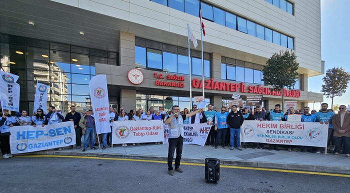 HALKI VE SAĞLIK ÇALIŞANLARINI MAĞDUR EDEN BU YÖNETMELİĞİ GERİ ÇEKİN!